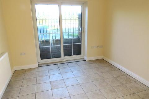 1 bedroom flat to rent, Parkside Walk, New Milton, BH25 6JW