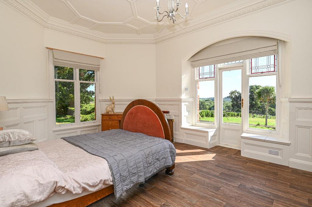 Ground Floor Bedroom/Snug