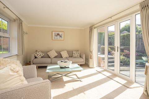 11 Brooke Close, Harrogate, HG1 3ND