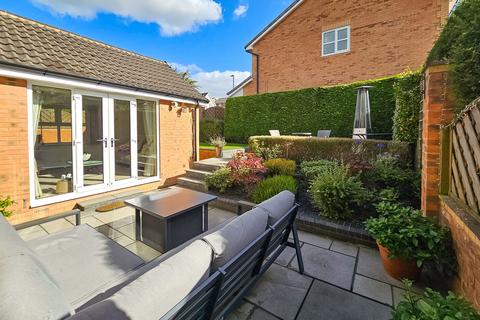 11 Brooke Close, Harrogate, HG1 3ND