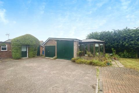 6 Main Road, Woolverstone, Ipswich, IP9 1AL