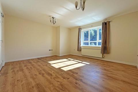 2 bedroom apartment to rent, Eccles Way, Nottingham NG3