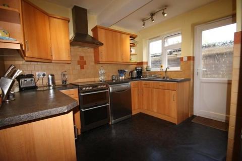 1 bedroom semi-detached house to rent, Albert Road, Englefield Green, Egham, Surrey, TW20