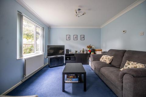 3 bedroom end of terrace house for sale, Leonard Close, Cambridge