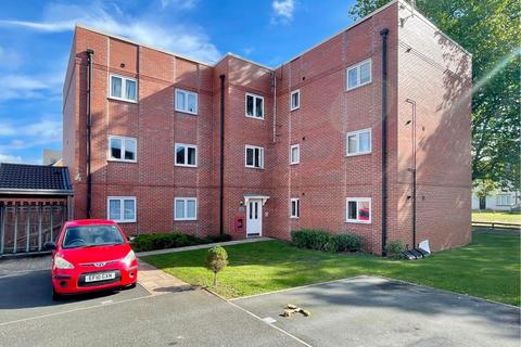 2 bedroom apartment to rent, Childer Close, Foleshill