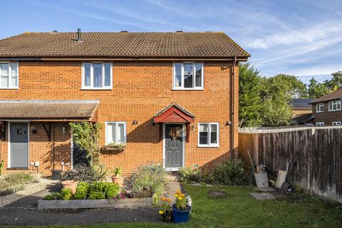 2 bedroom end of terrace house for sale, Staffordshire Croft, Warfield, Bracknell