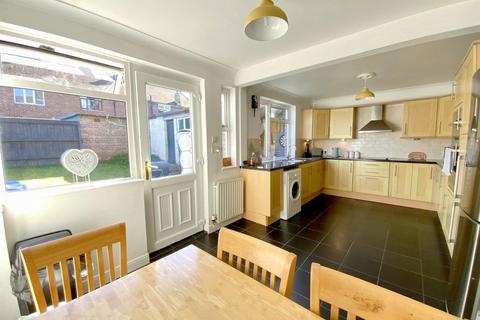 3 bedroom terraced house for sale, Carnaby Grove, Grimsby