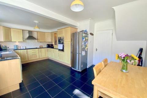 3 bedroom terraced house for sale, Carnaby Grove, Grimsby