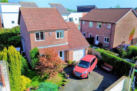 3 bedroom detached house for sale, The Green, Billingham