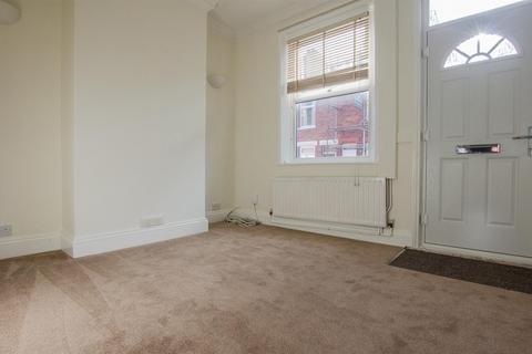 2 bedroom terraced house to rent, Queen Victoria Street, South Bank, York, YO23