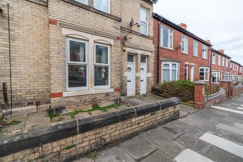 2 bedroom flat to rent, Rokeby Terrace, Heaton, NE6