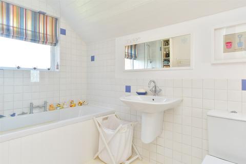 36 Barons Down Road, Lewes, BN7 1ES