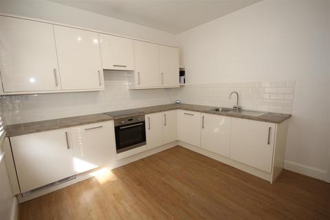 1 bedroom apartment to rent, The Broadway, Haywards Heath