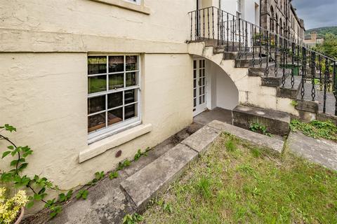 2 bedroom flat for sale, Marshall Place, Perth