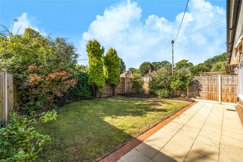 3 bedroom bungalow for sale, Burlea Close, Hersham, Walton-on-Thames, KT12