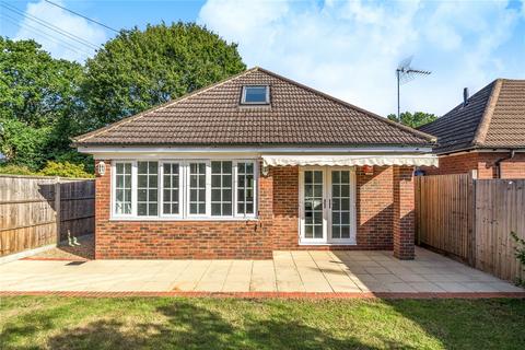 3 bedroom bungalow for sale, Burlea Close, Hersham, Walton-on-Thames, KT12