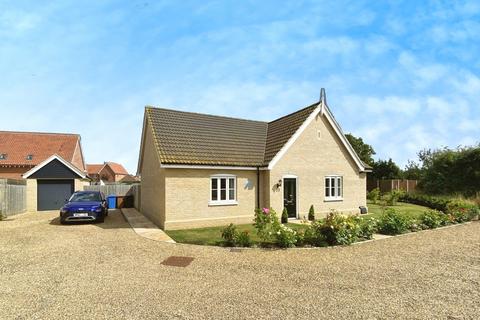 3 bedroom bungalow for sale, Roe Deer Drive, Capel St. Mary, Ipswich, IP9