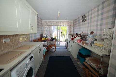 3 bedroom end of terrace house for sale, Usk Way, Solihull B36