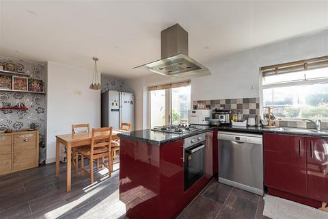 3 bedroom terraced house for sale, Napsbury Avenue, London Colney, St. Albans