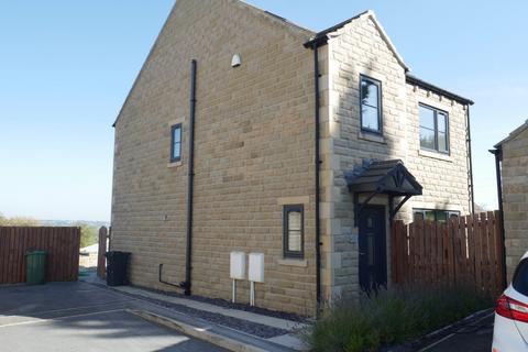 4 bedroom detached house to rent, Atlas View, Liversedge, West Yorkshire, WF15