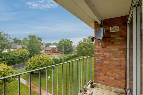 2 bedroom flat for sale, Windsor Close