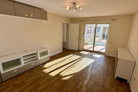 8 Llanwye Close, Hereford, HR1 1XX