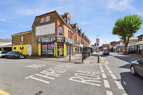 3 bedroom duplex for sale, Broadway, Bexleyheath, DA6