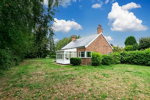 3 bedroom detached bungalow for sale, Temple Lodge, Scalby Lane, Gilberdyke, Brough, Yorkshire, HU15 2SS