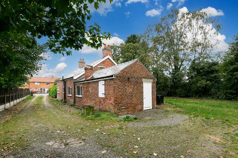 3 bedroom detached bungalow for sale, Temple Lodge, Scalby Lane, Gilberdyke, Brough, Yorkshire, HU15 2SS