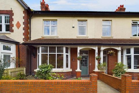 4 bedroom terraced house for sale, Ventnor Gardens, Whitley Bay