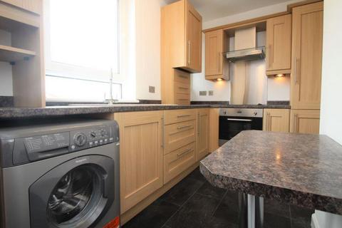 2 bedroom flat to rent, Finlaystone Road, Kilmacolm PA13