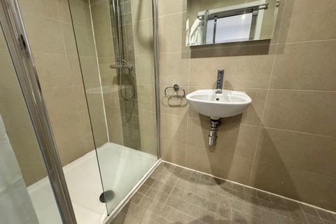 Studio to rent, Bracken House, 44-58 Charles Street, Manchester, Lancashire, M1