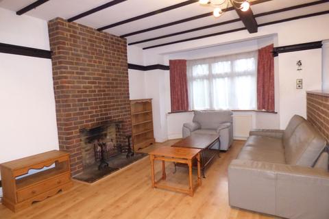 4 bedroom terraced house to rent, Tudor Gardens, West Acton, London