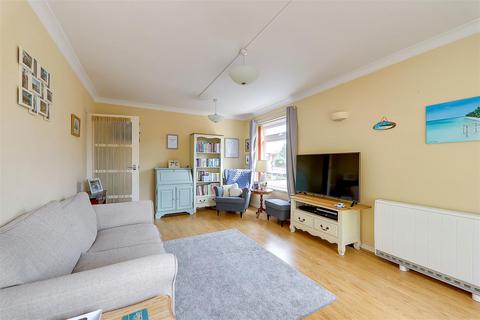 2 bedroom apartment for sale, Brooklyn Avenue, Worthing BN11