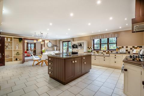 Park Farm Bramshall Road, Bramshall, Uttoxeter, ST14 5BE