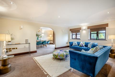 Park Farm Bramshall Road, Bramshall, Uttoxeter, ST14 5BE