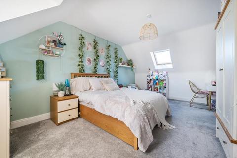 5 Cooper Close, Upper Heyford, Bicester, OX25 5AZ