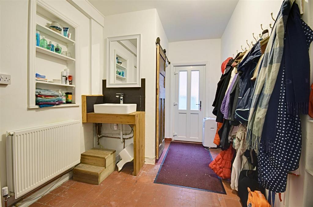 Boot Room/Utility Room