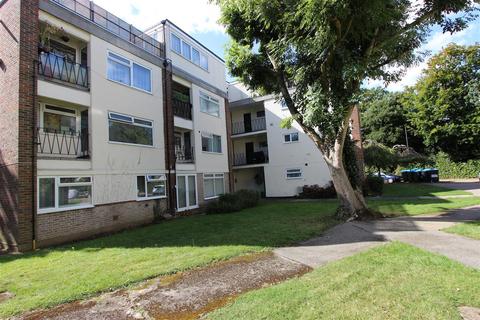 Studio for sale, Dunraven Drive, Enfield