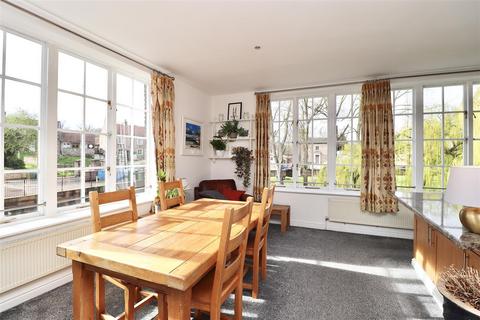 2 bedroom apartment for sale, The Corn Mill, Stamford Bridge