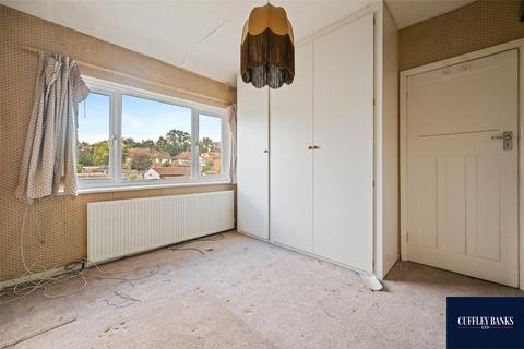 7 Woodhouse Avenue, Perivale, Greenford, UB6 8LE
