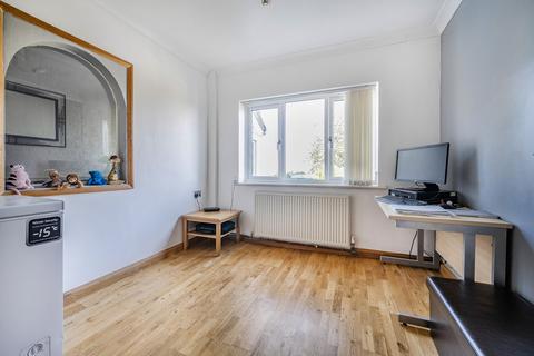 22 Chalton Heights, Chalton, Luton, LU4 9UF