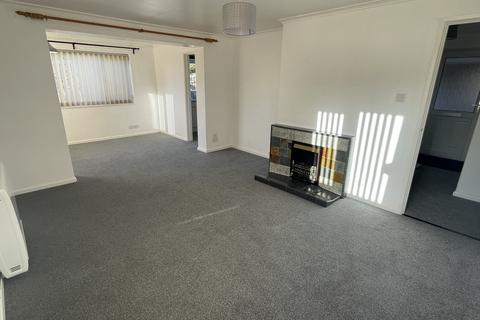 3 bedroom detached bungalow to rent, Harrington Gardens, Exeter, EX4