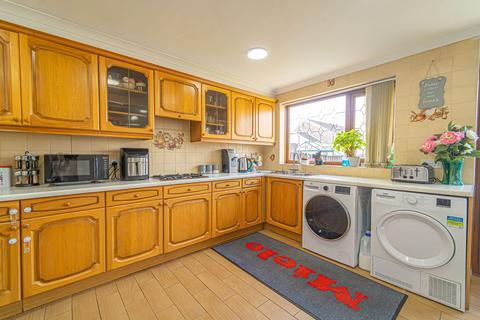 3 bedroom terraced house for sale, Westmoor Close, Newport, NP19