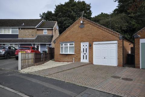 2 bedroom detached bungalow for sale, Thames Close, Pensnett, DY5