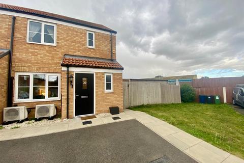 3 bedroom end of terrace house for sale, Whitney Drive, Yaxley, Peterborough