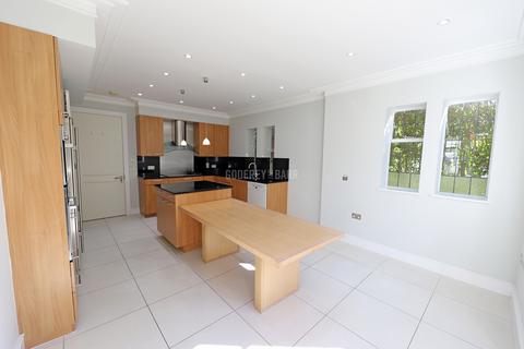 6 bedroom detached house to rent, Hampstead Garden Suburb N2