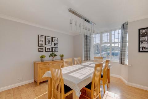 65 Naseby Road, Solihull, B91 2DR
