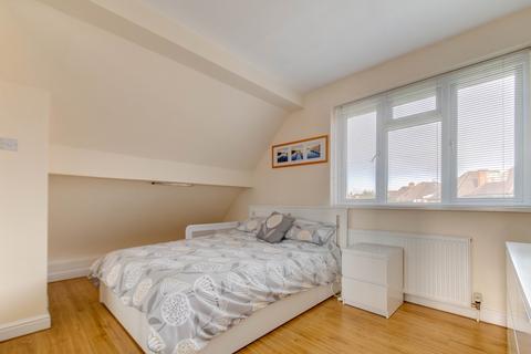 65 Naseby Road, Solihull, B91 2DR