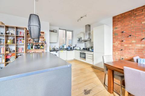 2 bedroom flat for sale, Archie Street, London Bridge, London, SE1